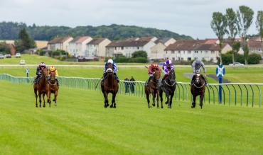 Ayr Racecourse - Horse Racing In Scotland