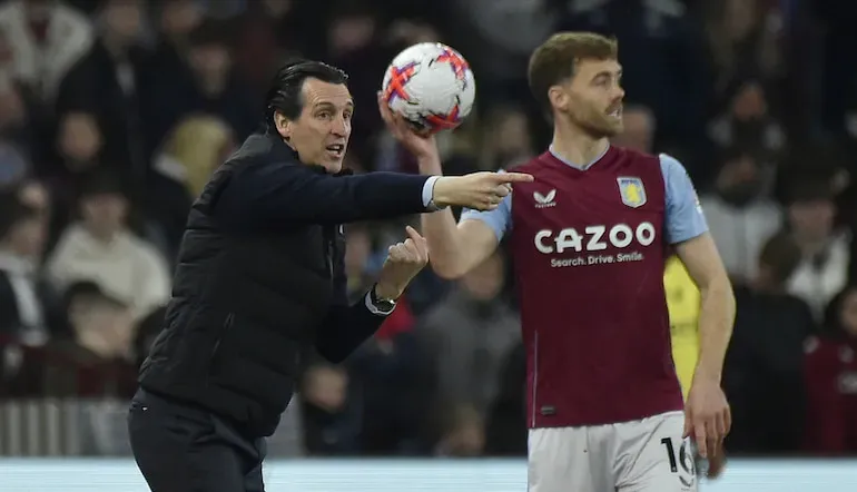 Aston Villa manager Unai Emery